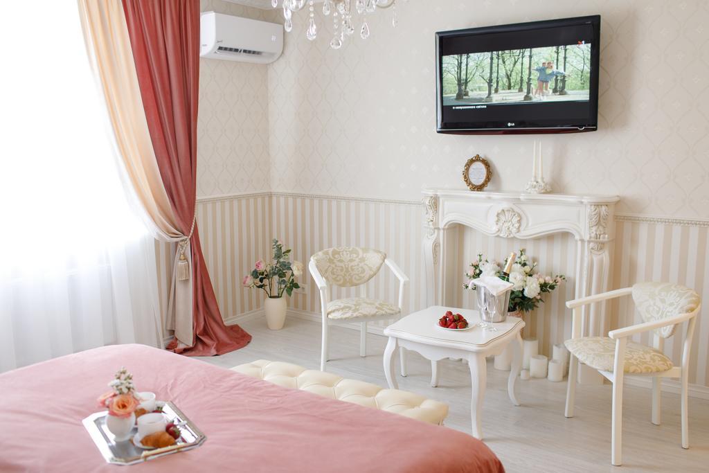 Royal Suite Apartment With Jacuzzi Sumy Bagian luar foto