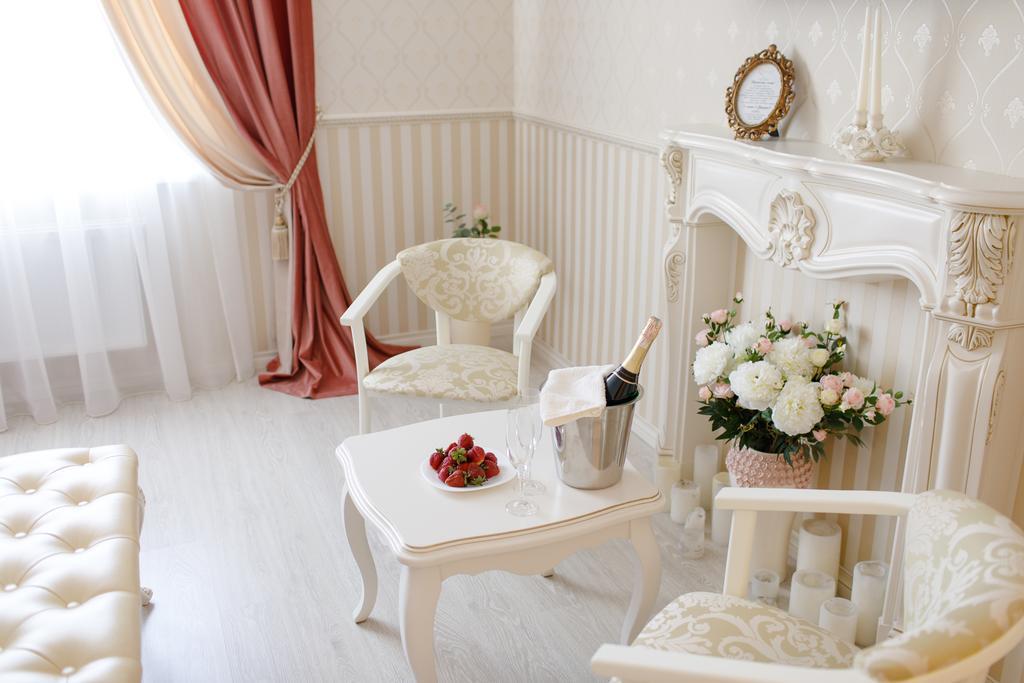 Royal Suite Apartment With Jacuzzi Sumy Bagian luar foto