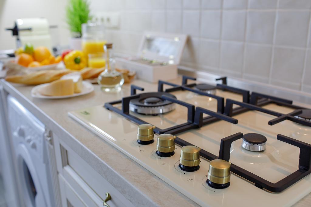 Royal Suite Apartment With Jacuzzi Sumy Bagian luar foto